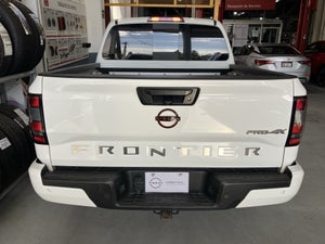 2023 Nissan FRONTIER V6 PRO-4X 23