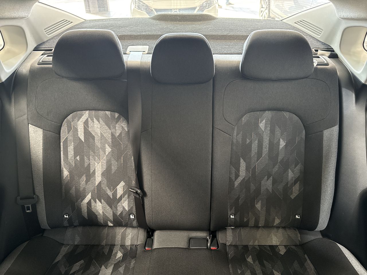 2025 Kia K3 LX MT