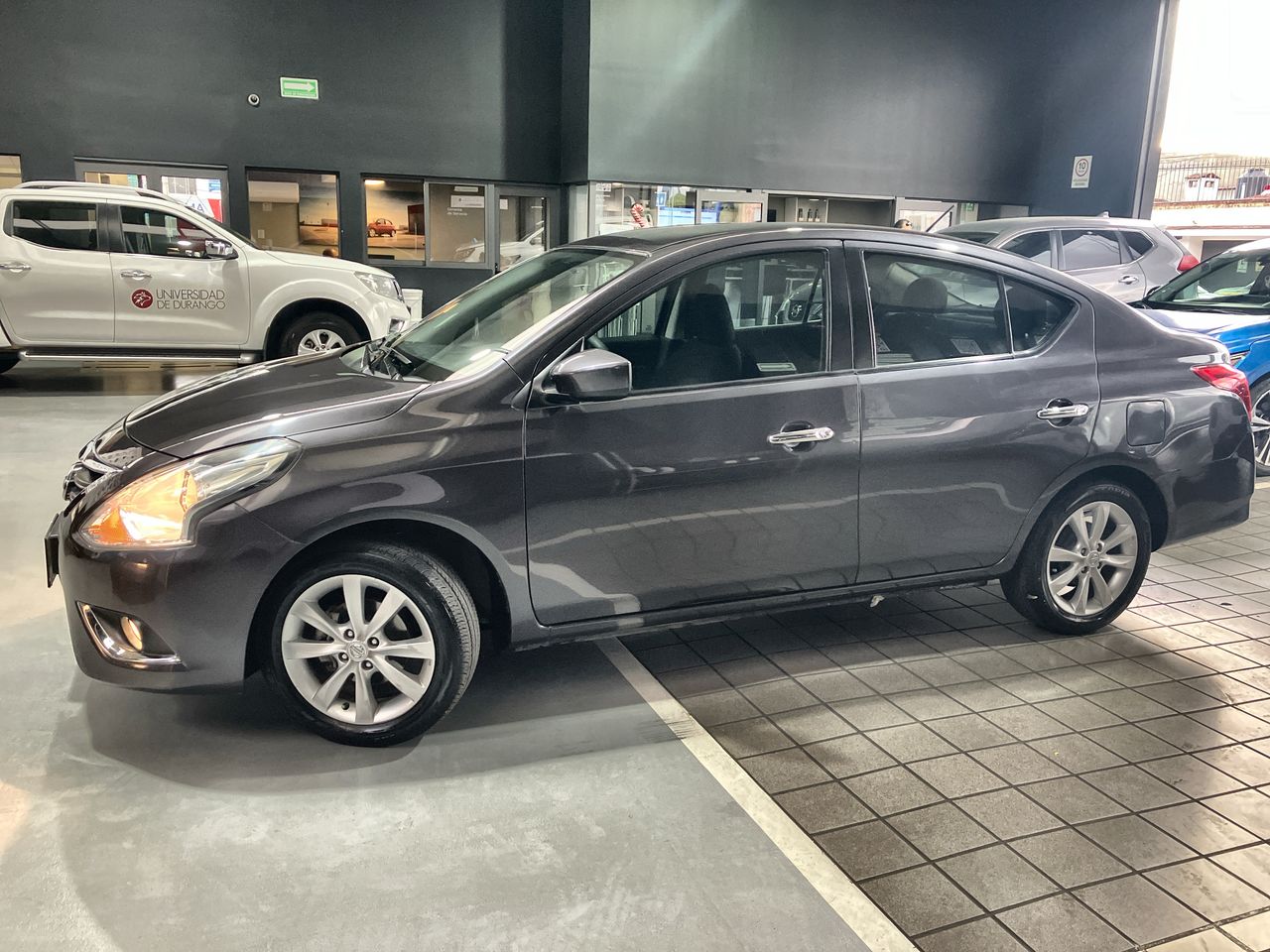 2018 Nissan VERSA ADVANCE AT AC