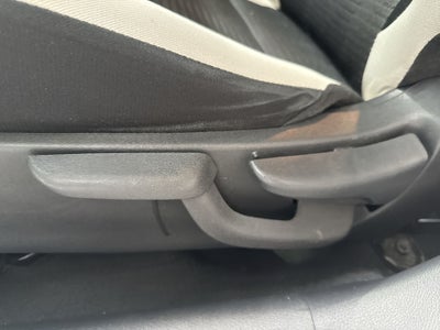 2022 Nissan VERSA ADVANCE MT 22