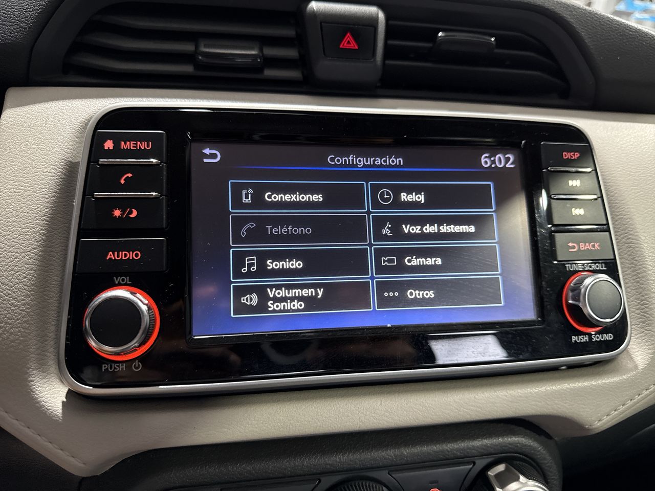 2021 Nissan VERSA ADVANCE CVT 21