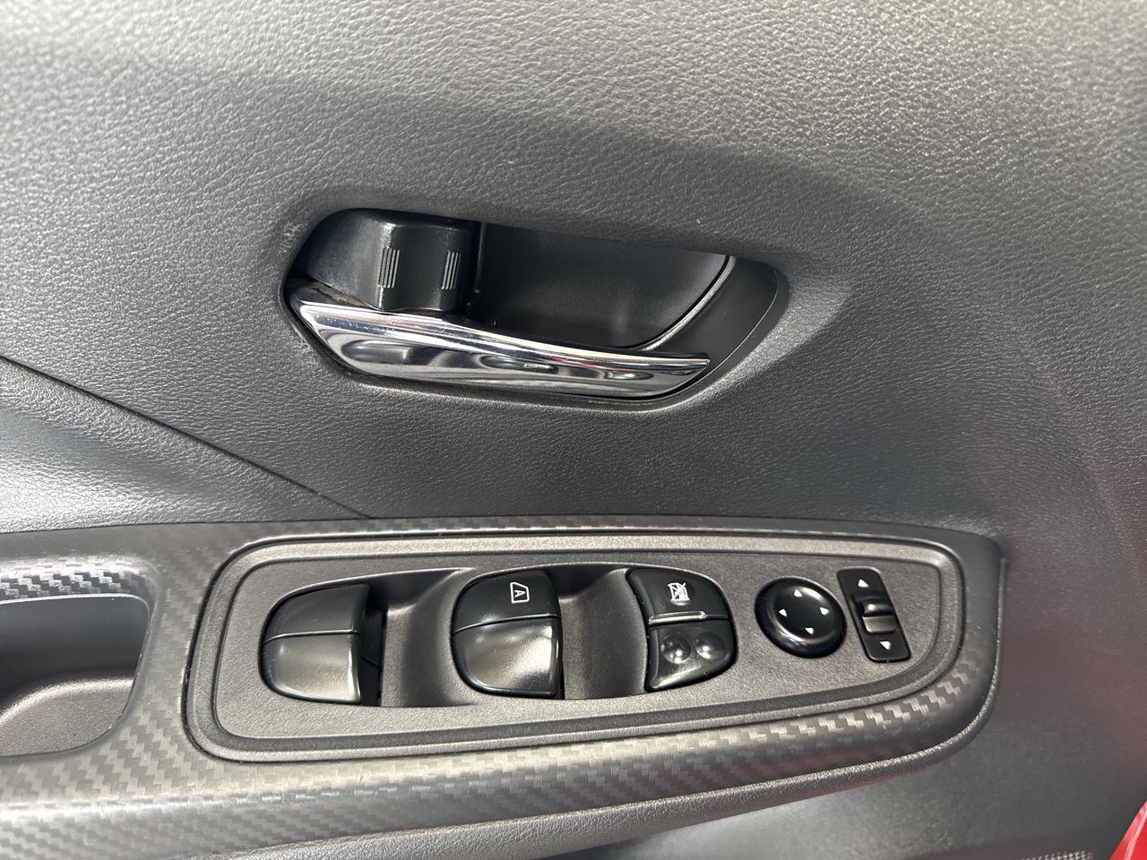 2020 Nissan VERSA SENSE CVT