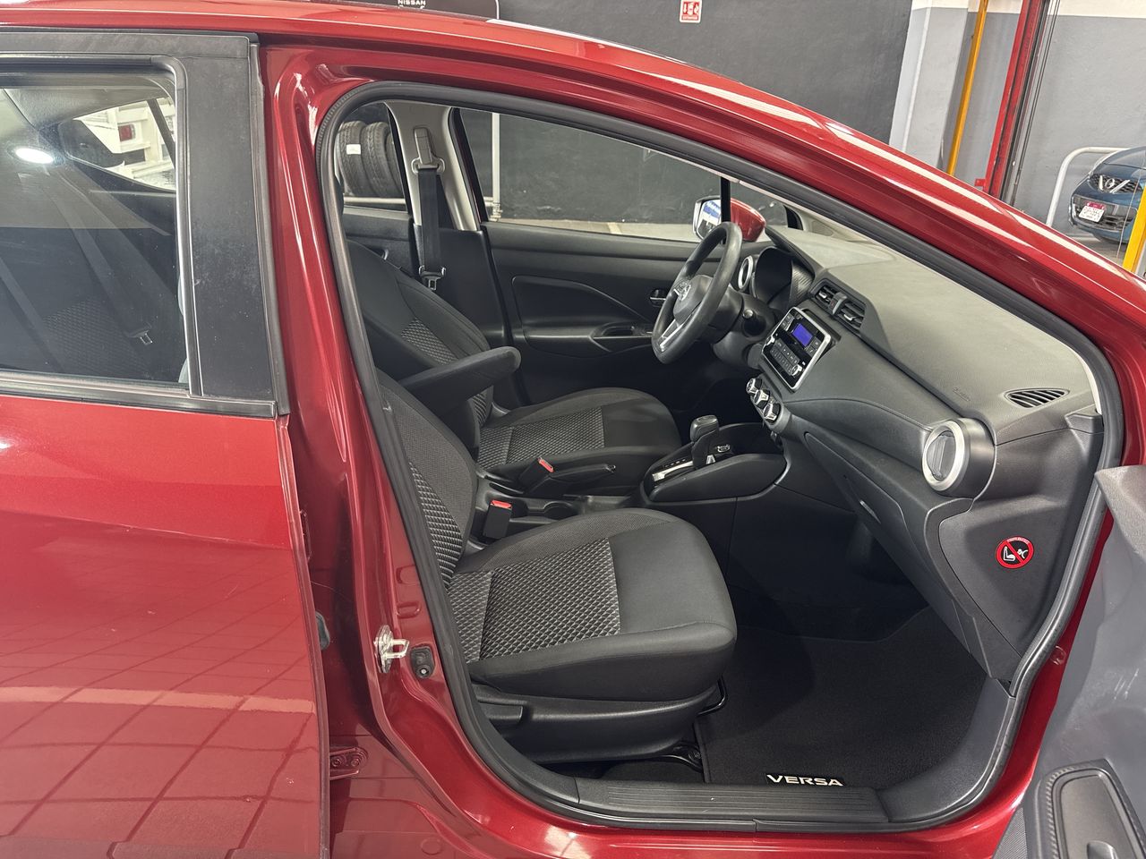 2020 Nissan VERSA SENSE CVT