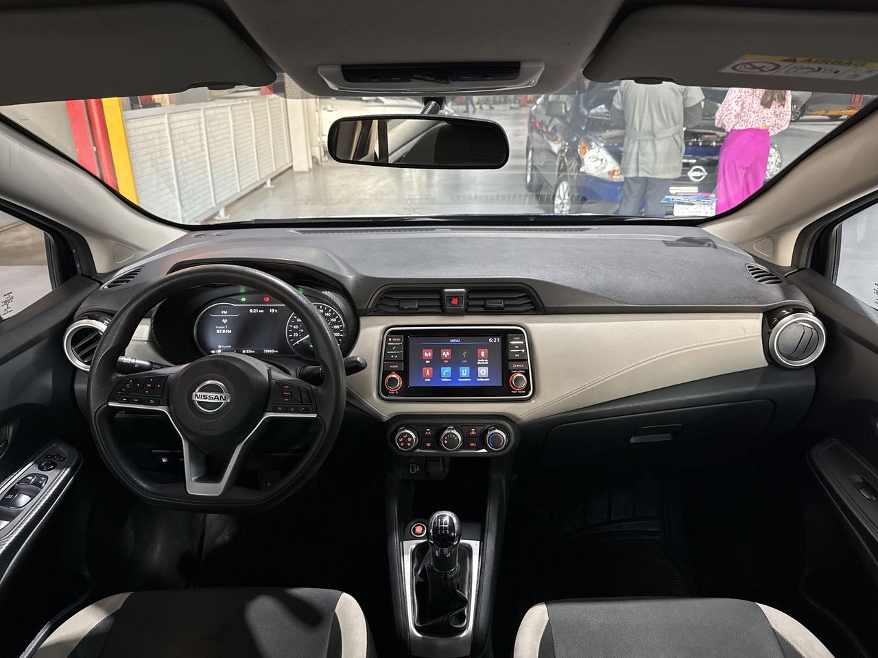 2021 Nissan VERSA ADVANCE MT 21