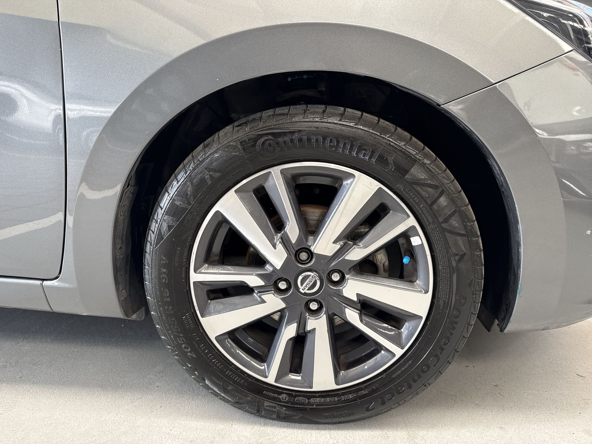 2022 Nissan VERSA ADVANCE CVT 22