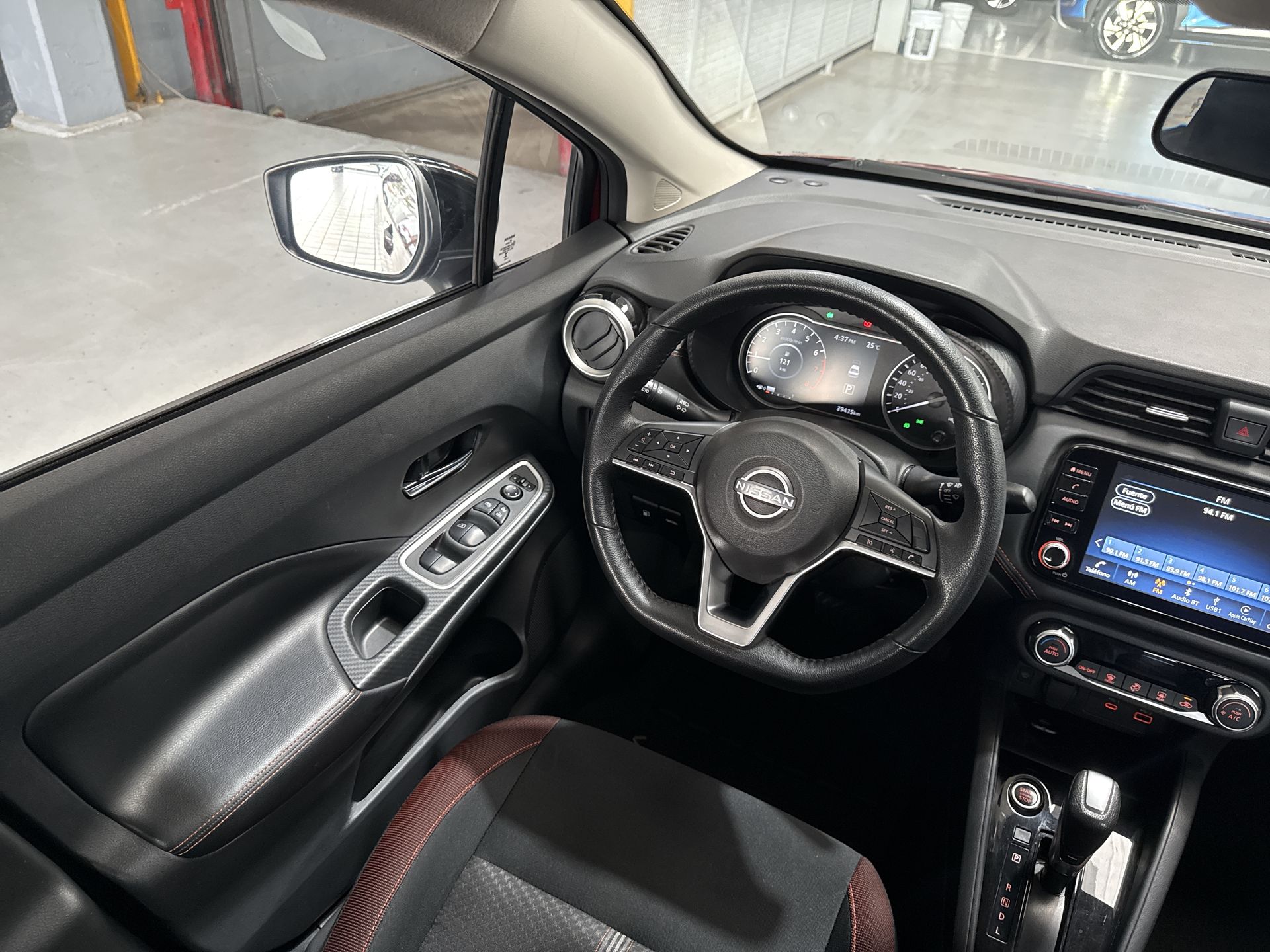 2023 Nissan VERSA SR CVT 23