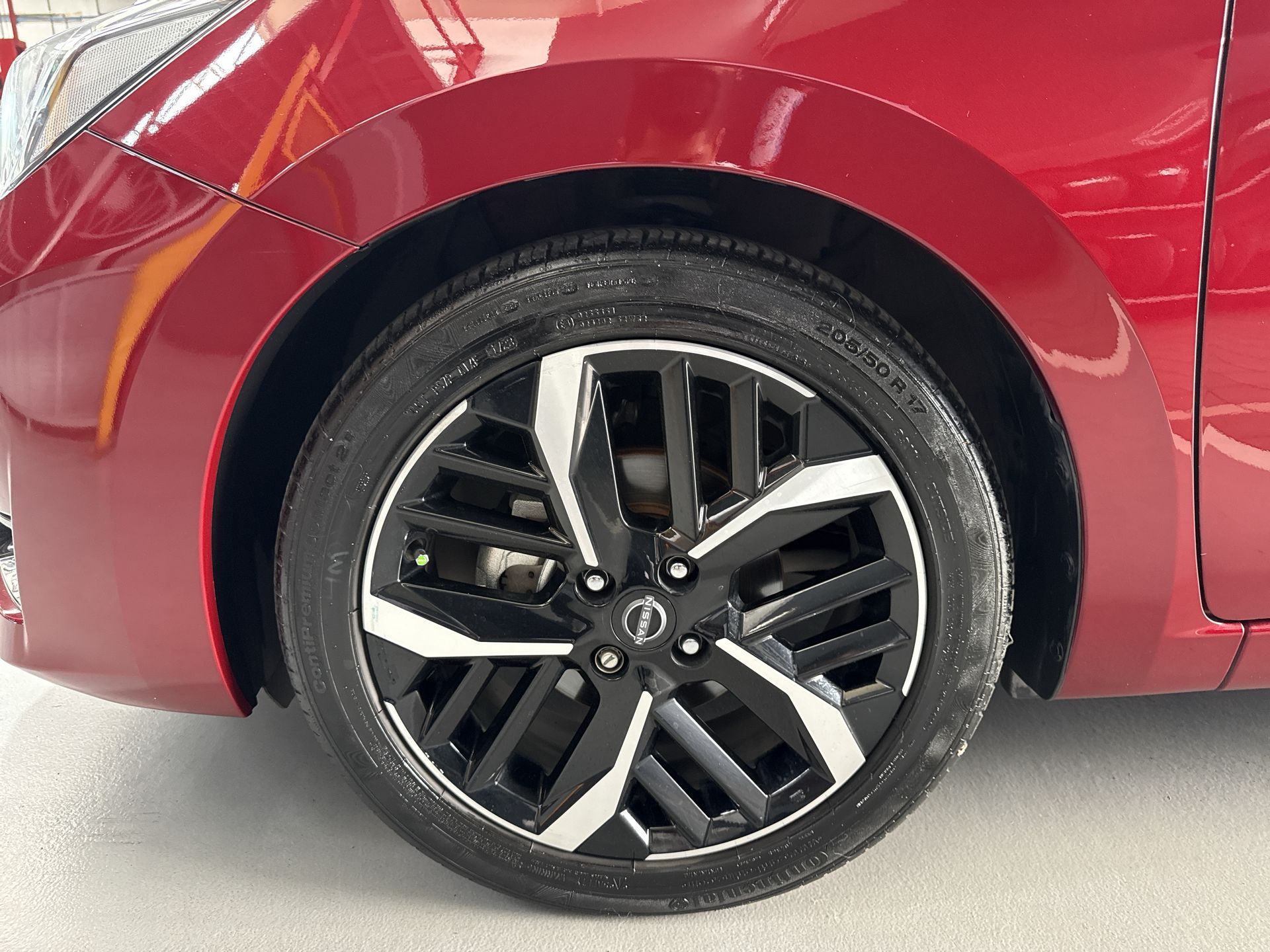 2023 Nissan VERSA SR CVT 23
