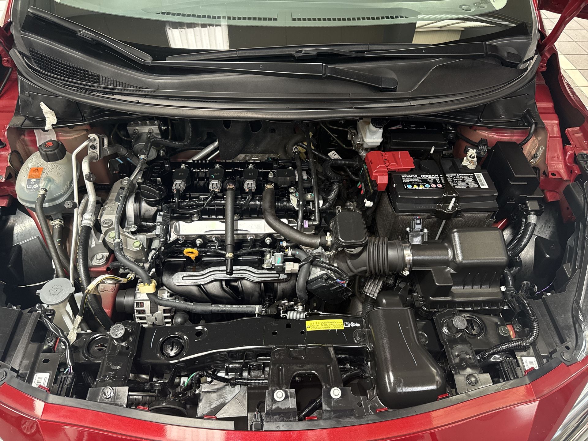 2023 Nissan VERSA SR CVT 23