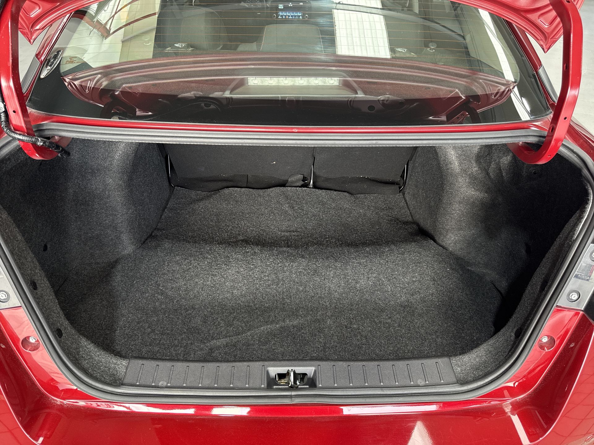 2023 Nissan VERSA SR CVT 23