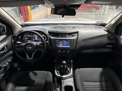 2025 Nissan FRONTIER XE TM 25