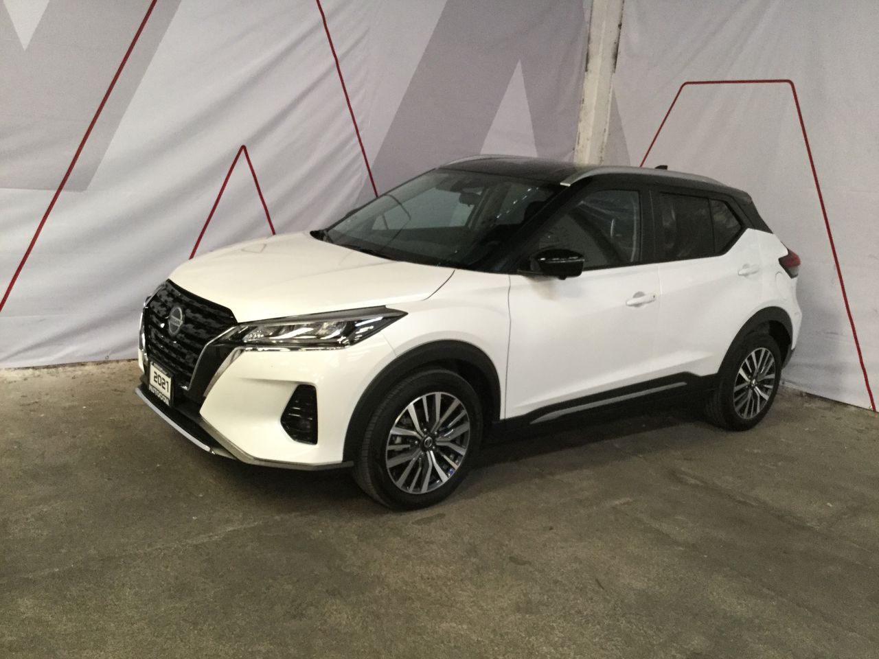 2021 Nissan KICKS PLATINUM BI-TONO 1.6 LTS CVT 21