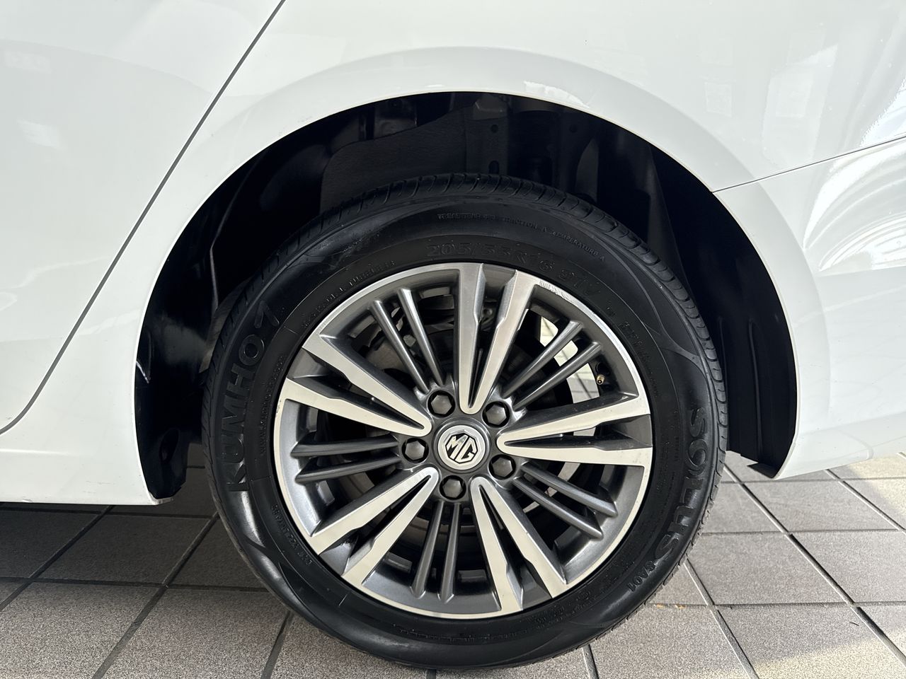 2024 MG MG 5 1.5L COM EXCITE MT