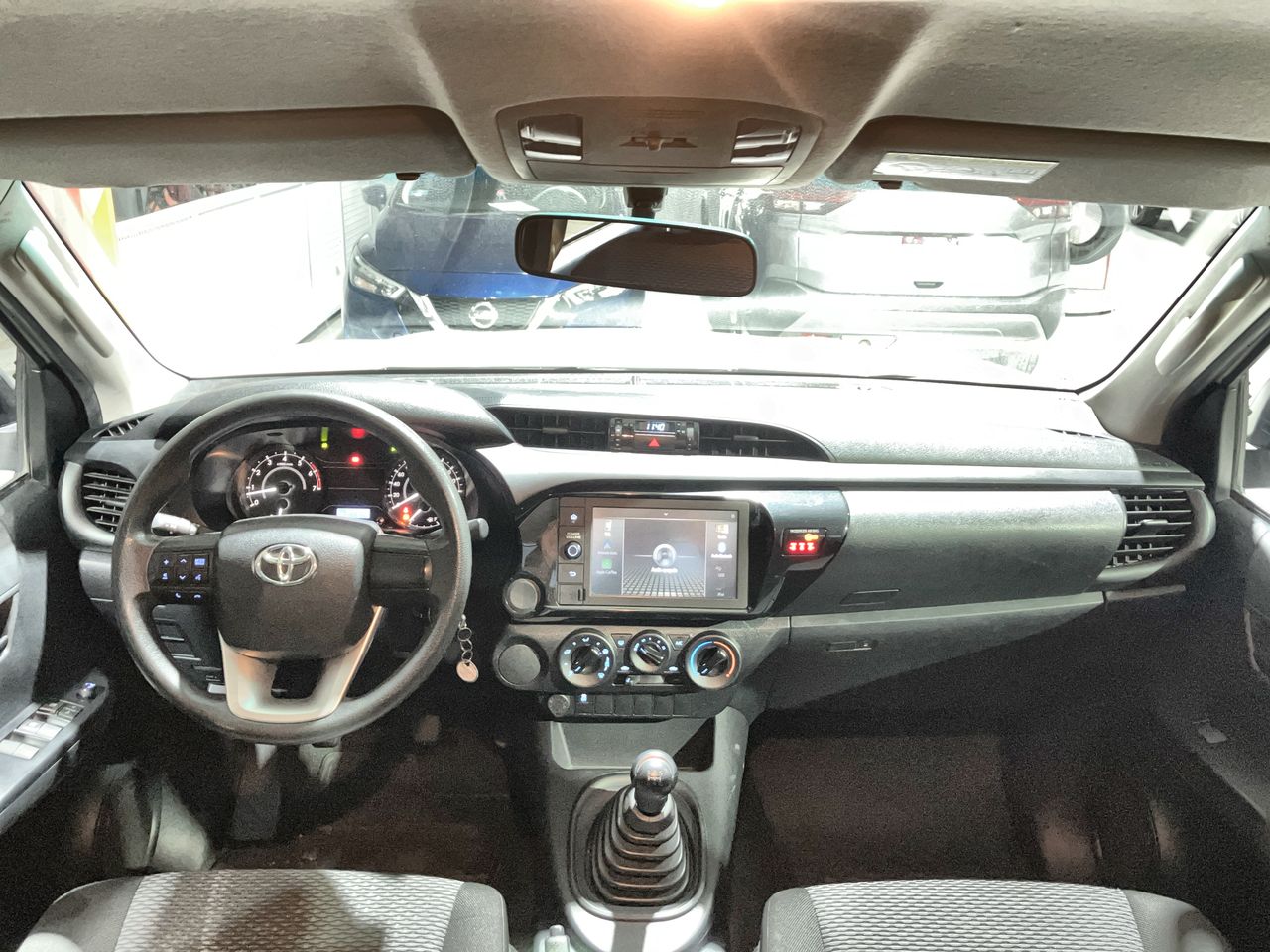 2021 Toyota HILUX D-CAB SR