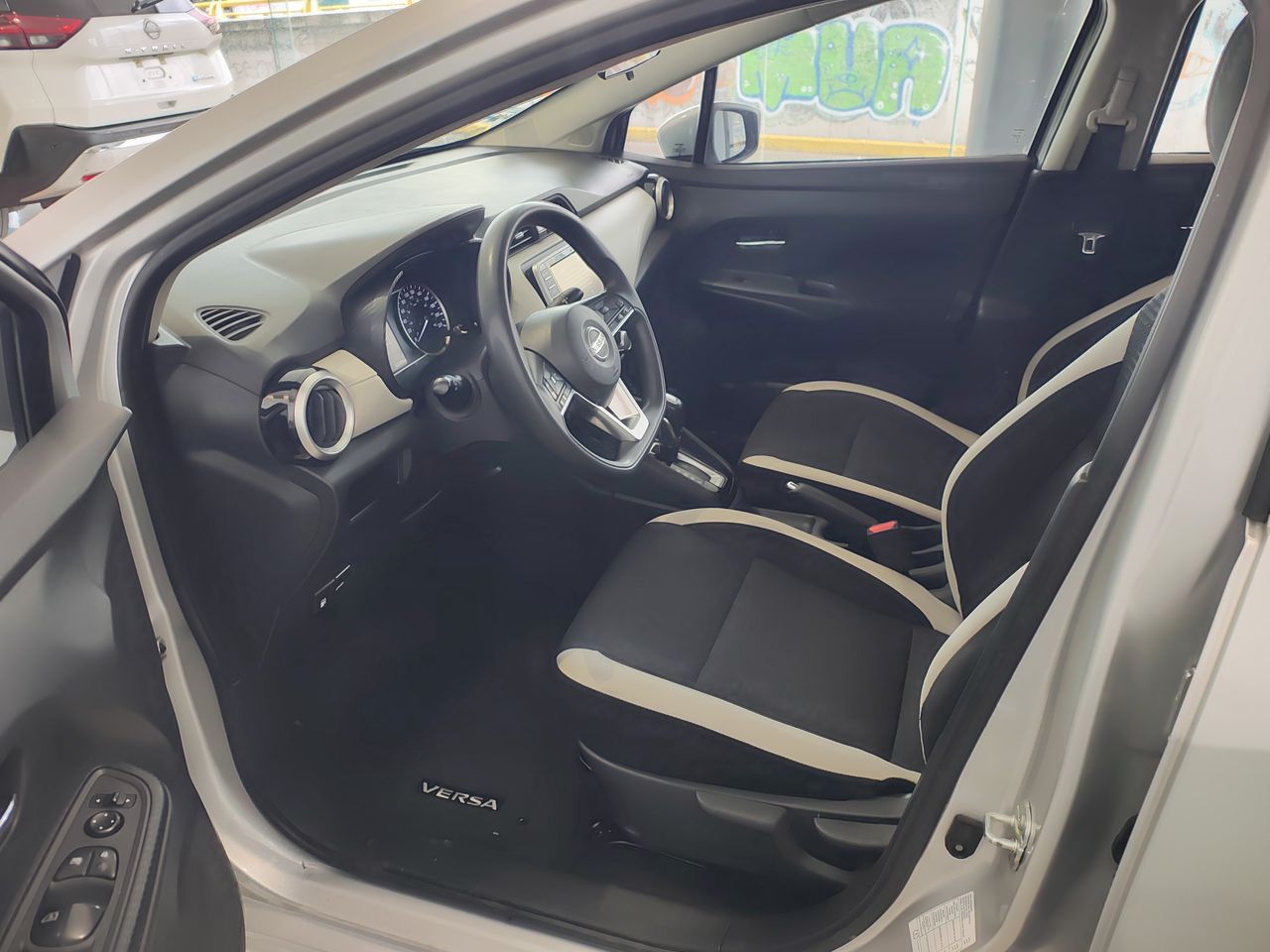 2021 Nissan VERSA ADVANCE CVT 21