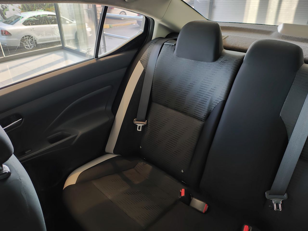 2021 Nissan VERSA ADVANCE MT 21