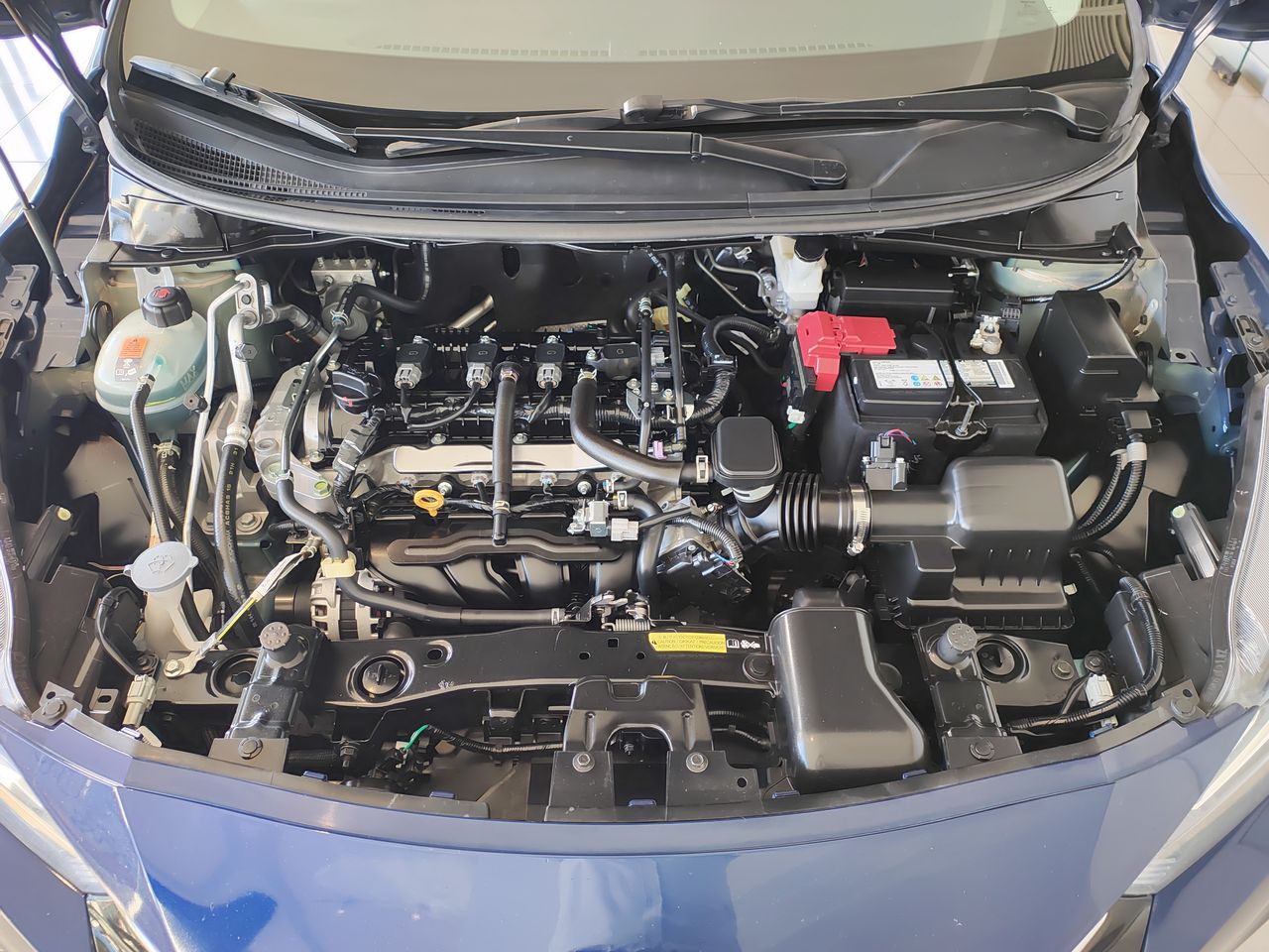 2021 Nissan VERSA ADVANCE MT 21