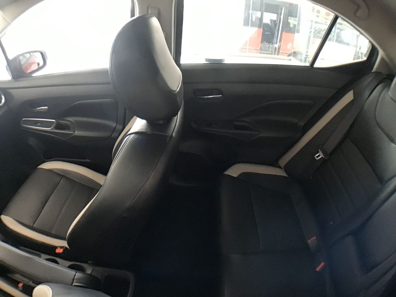 2020 Nissan VERSA PLATINUM CVT