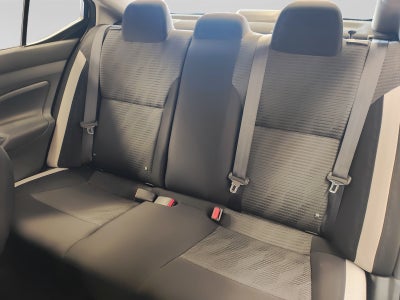 2022 Nissan VERSA ADVANCE MT 22