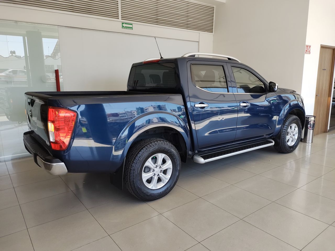 2020 Nissan NP300 FRONTIER LE TM AC