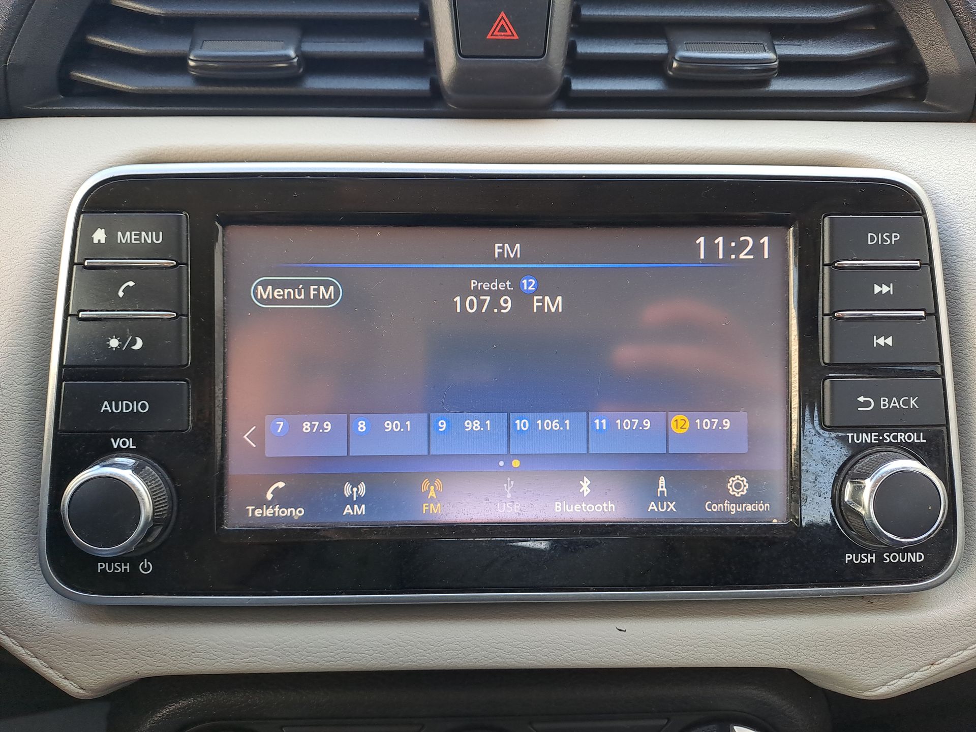 2022 Nissan VERSA ADVANCE CVT 22