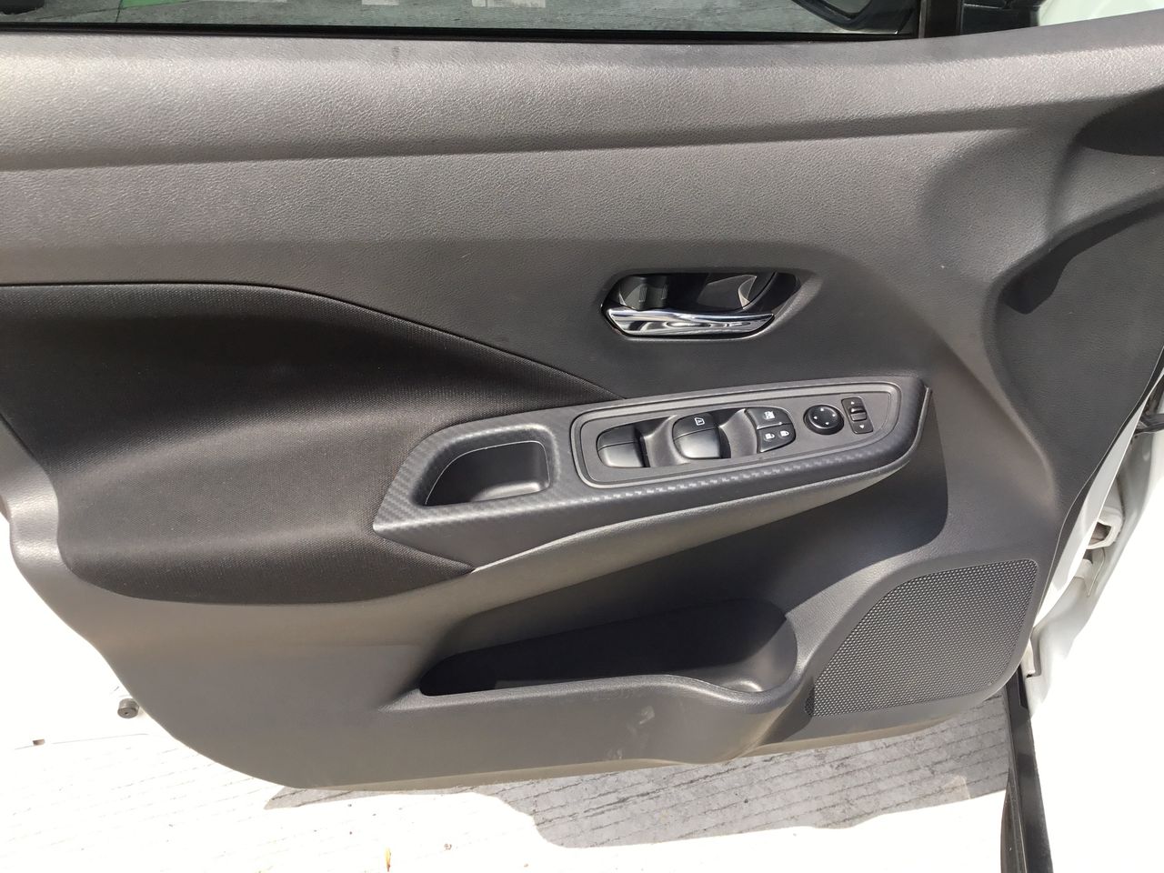 2023 Nissan VERSA ADVANCE CVT 23