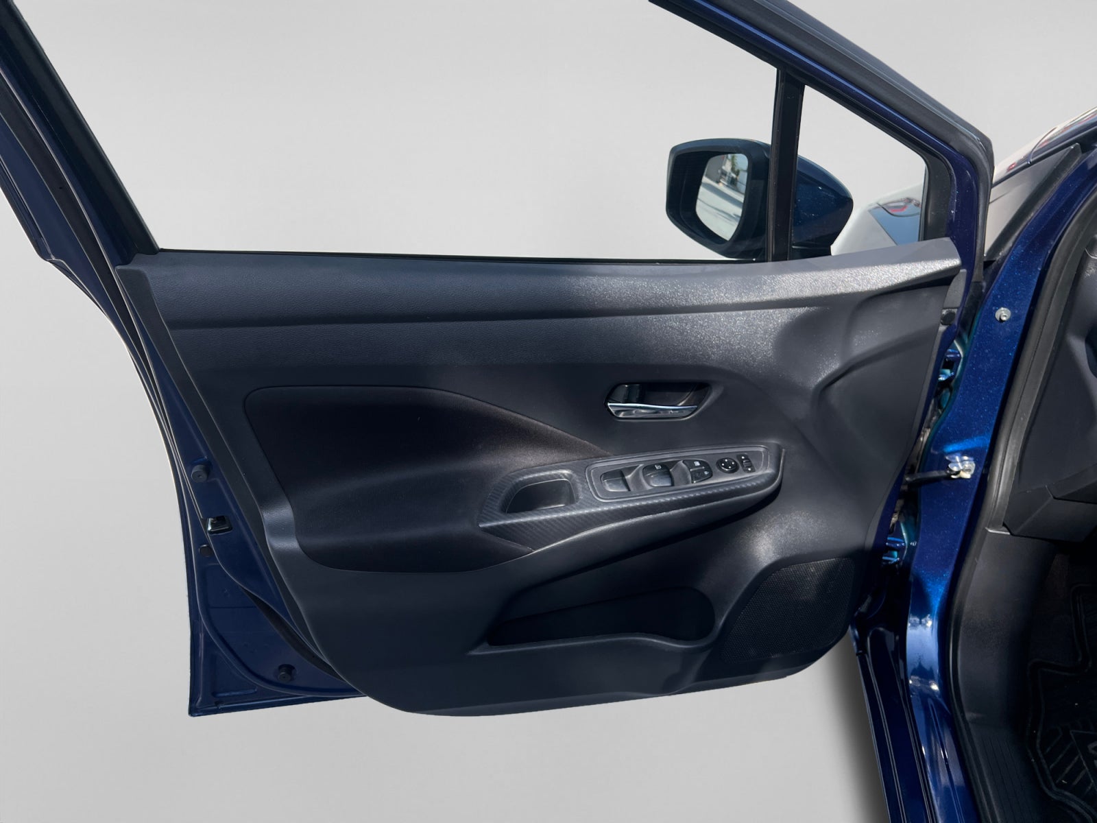 2021 Nissan VERSA ADVANCE CVT 21
