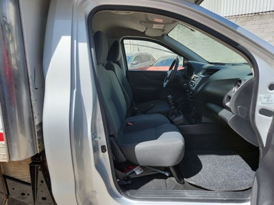 2023 Nissan NP300 CHASIS TM 23