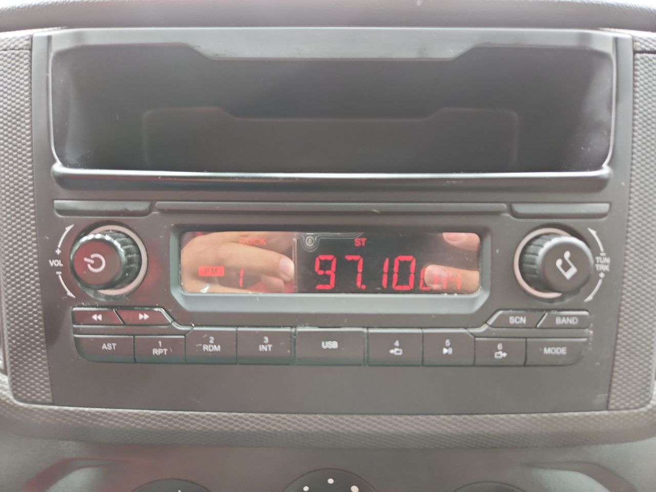 2022 Chevrolet TORNADO VAN LS B