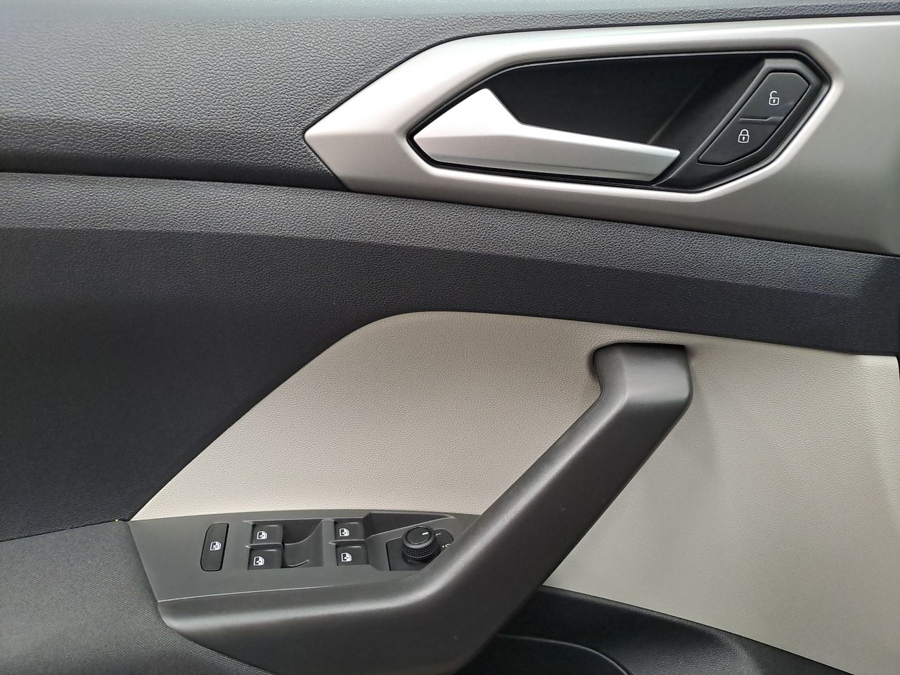 2025 Volkswagen TAIGUN TSI COMFORTLINE