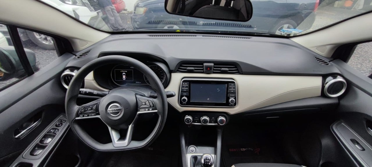 2021 Nissan VERSA ADVANCE MT 21