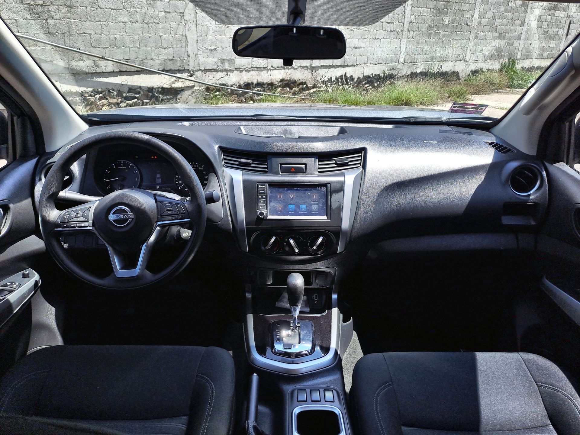 2024 Nissan FRONTIER FRONTIER LE TA 24