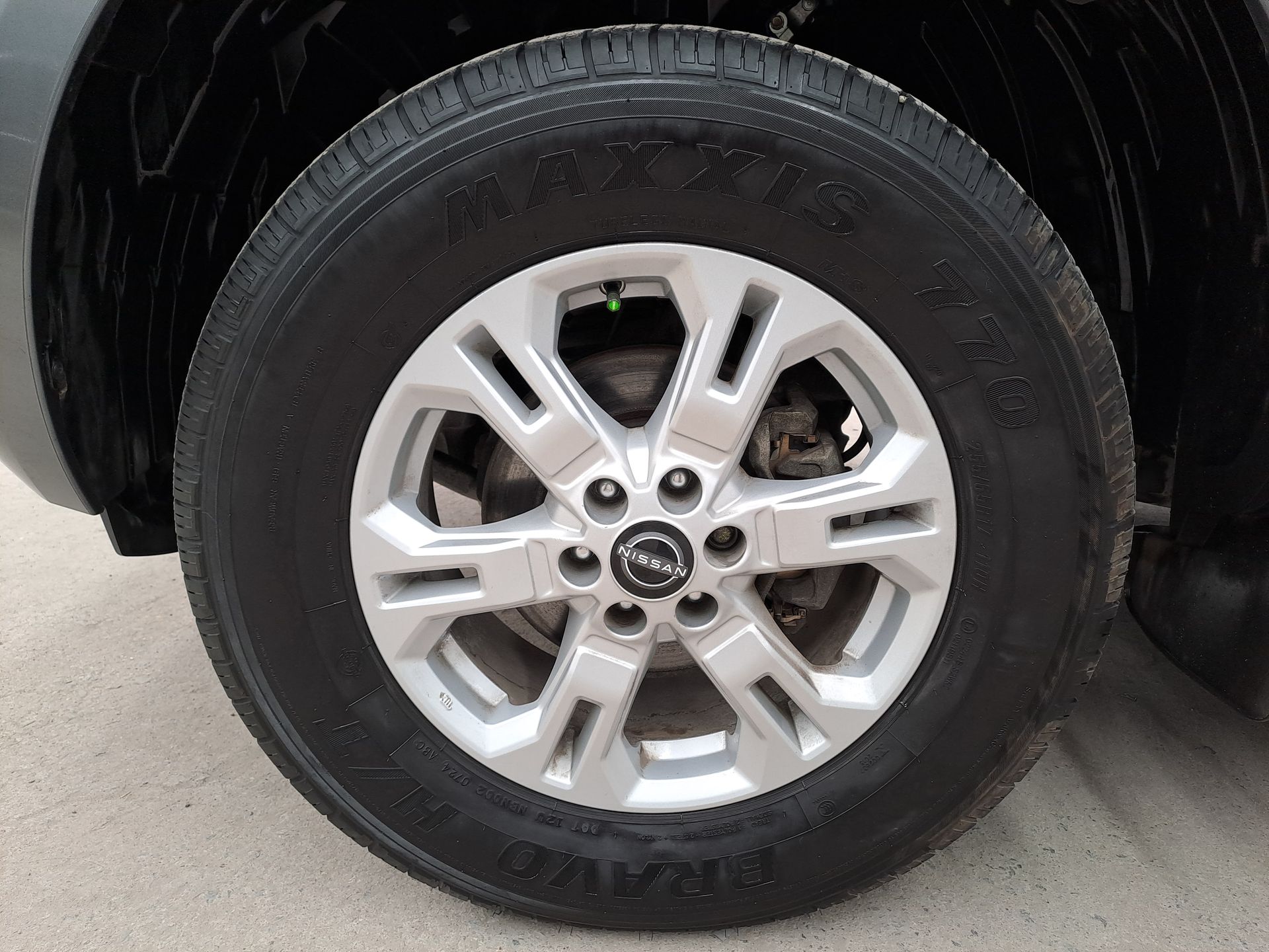 2024 Nissan FRONTIER FRONTIER LE TA 24