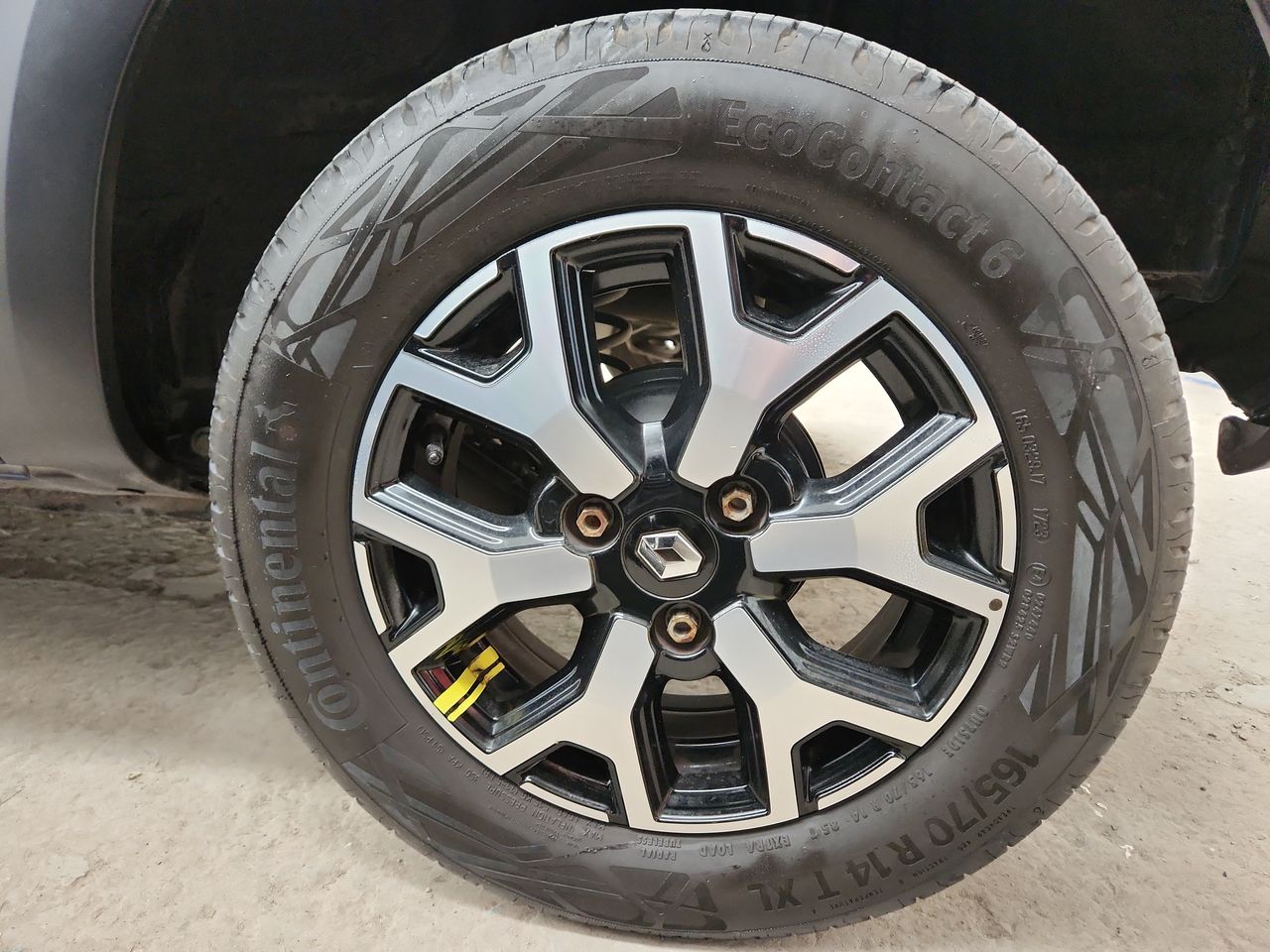 2024 RENAULT KWID BITONO