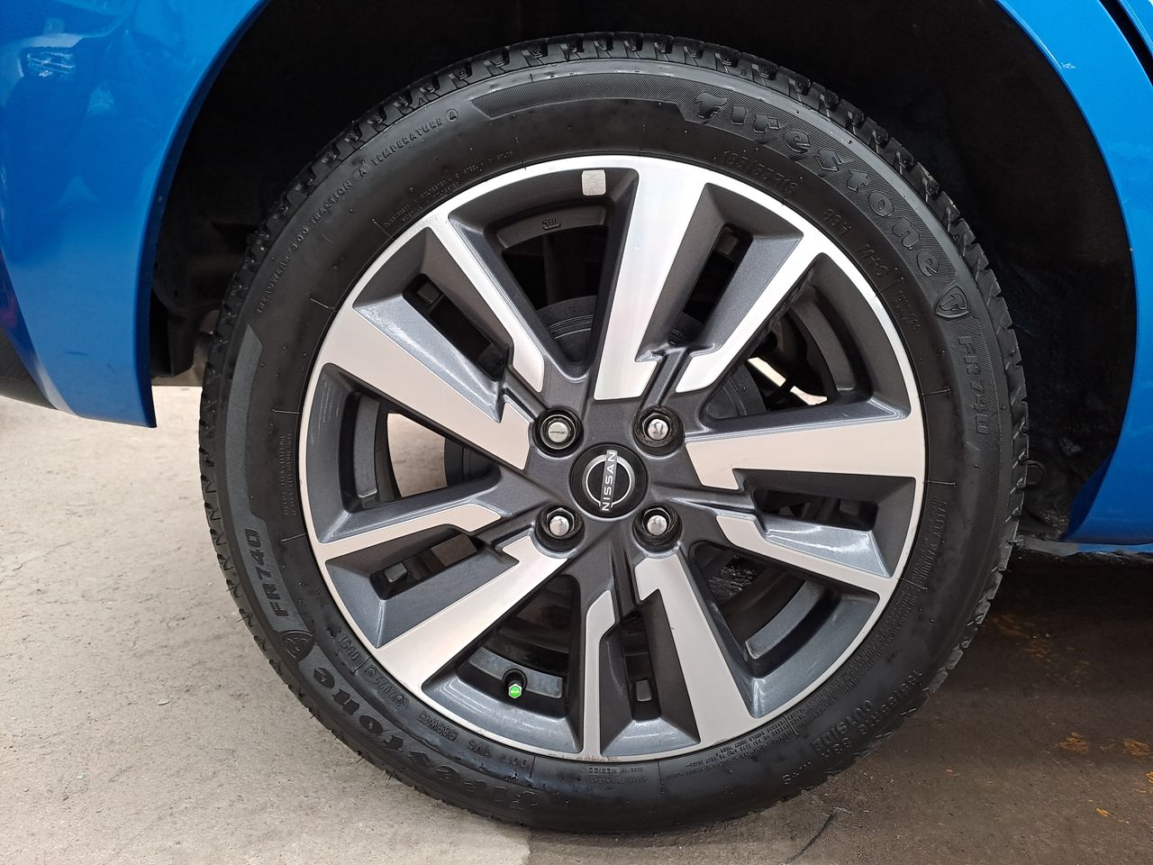 2023 Nissan MARCH EXCLUSIVE TA BI-TONO 23