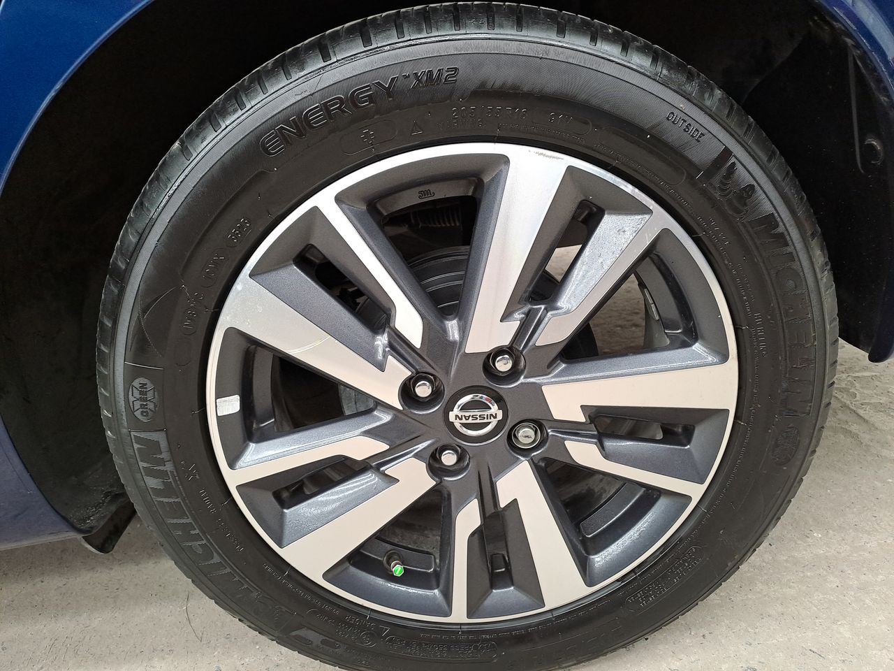 2022 Nissan VERSA ADVANCE CVT 22