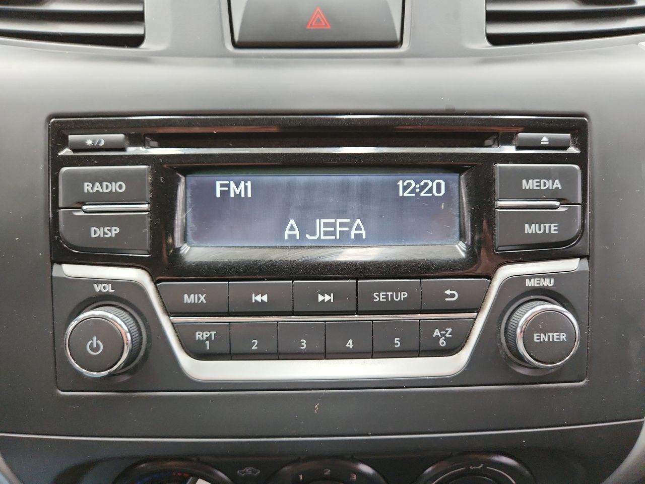 2020 Nissan FRONTIER DOBLE CABINA SE TM AC PAQ SEG 6VEL