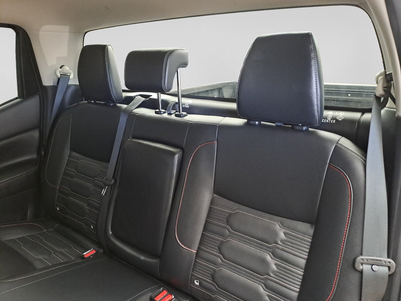 2024 Nissan FRONTIER FRONTIER PRO-4X 4X4 TA 24