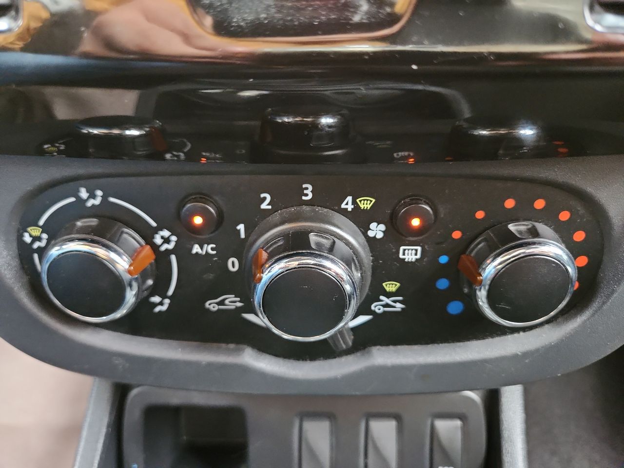 2018 RENAULT DUSTER ZEN TM