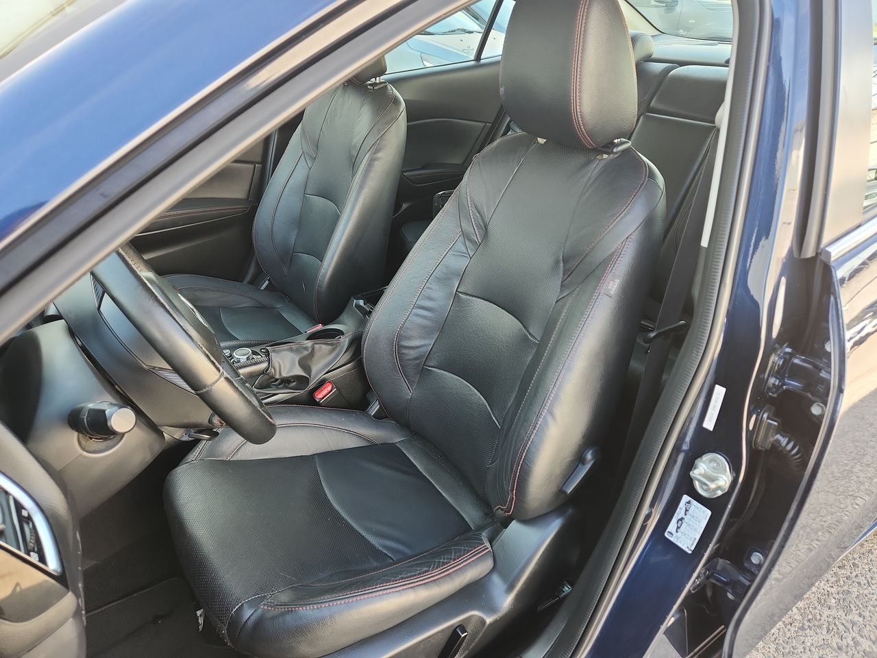 2015 Mazda MAZDA3 HATCHBACK S GT TA