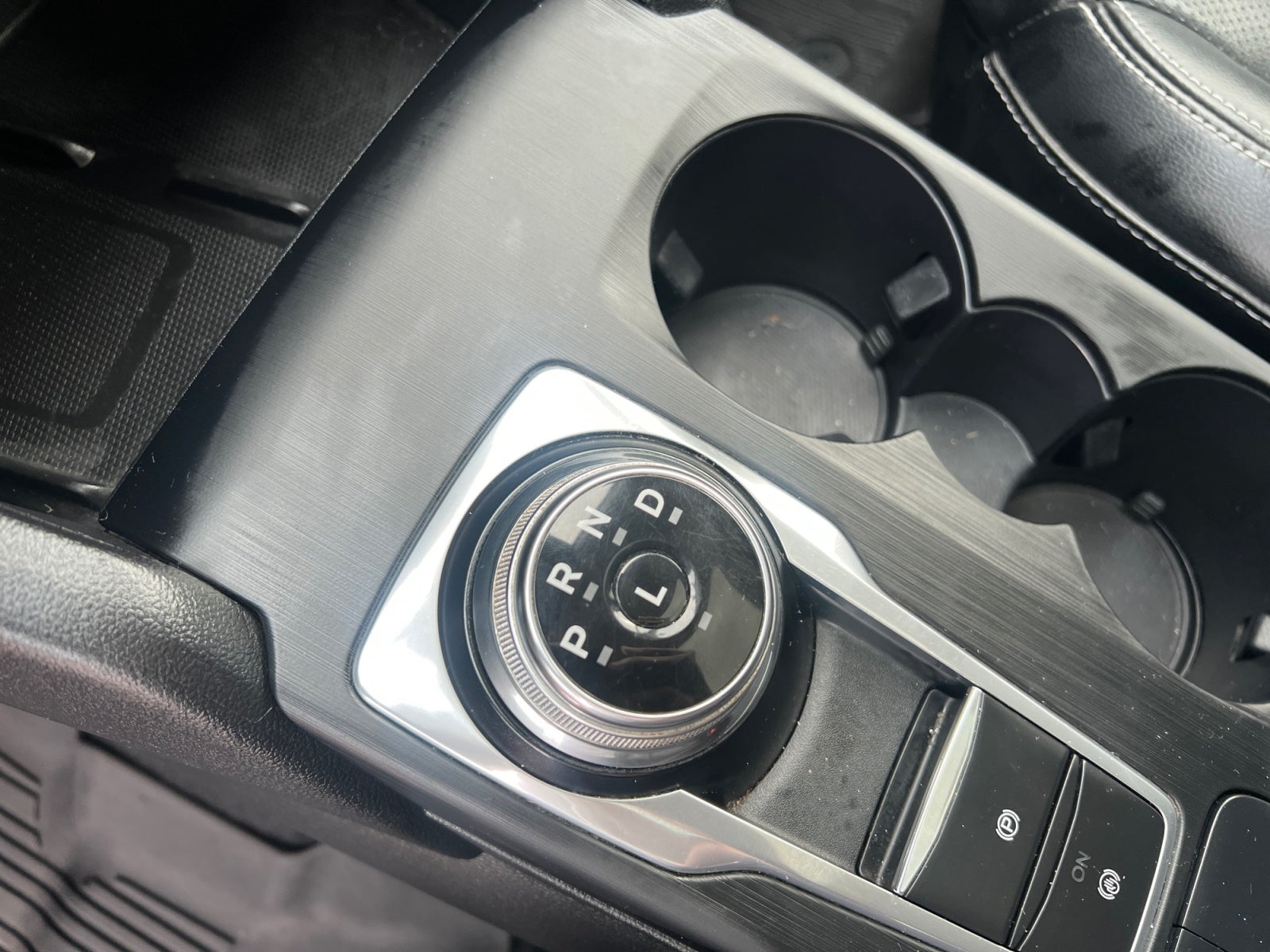 2020 Ford ESCAPE SE SPORT HEV