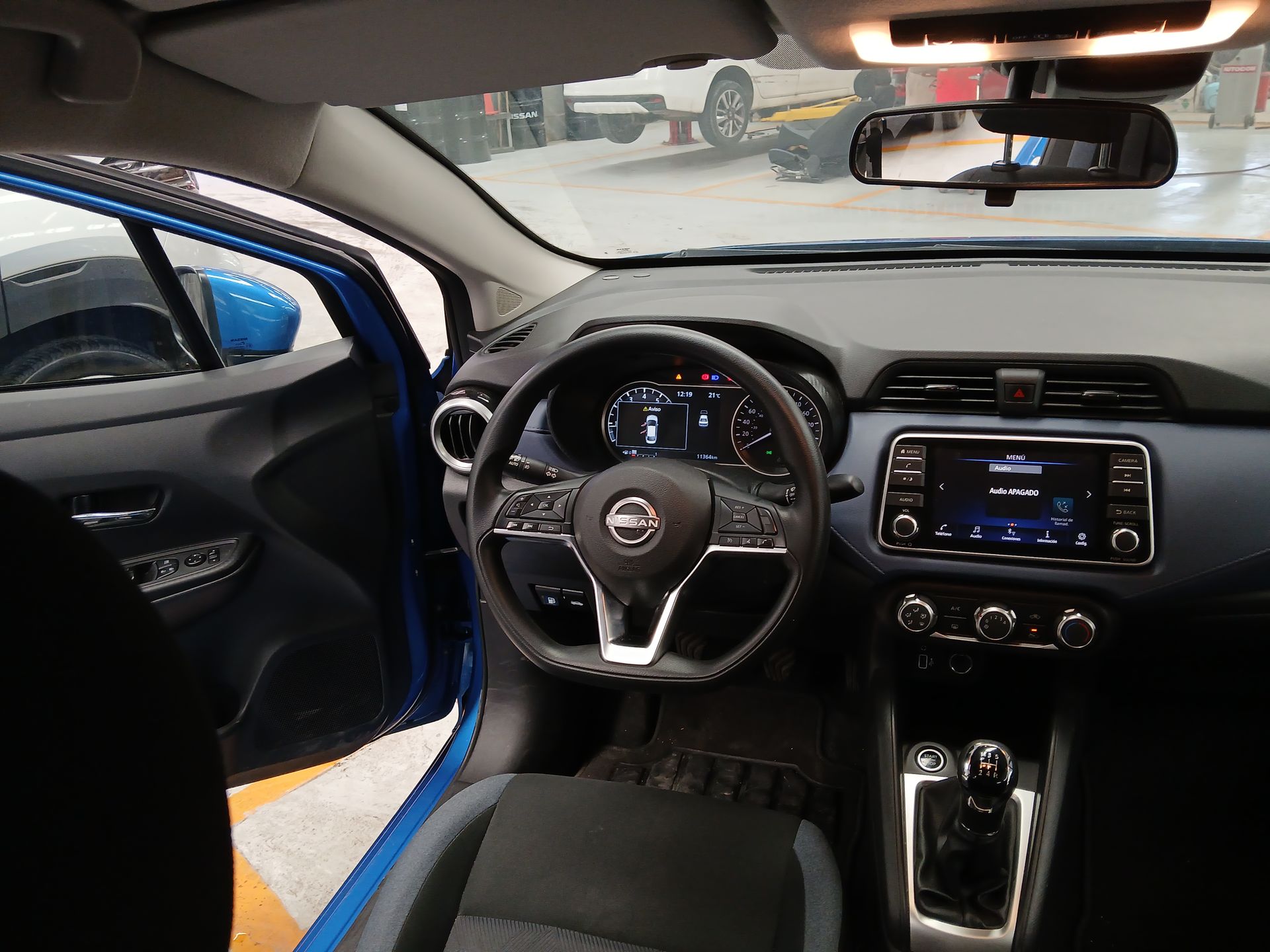 2024 Nissan VERSA VERSA ADVANCE MT