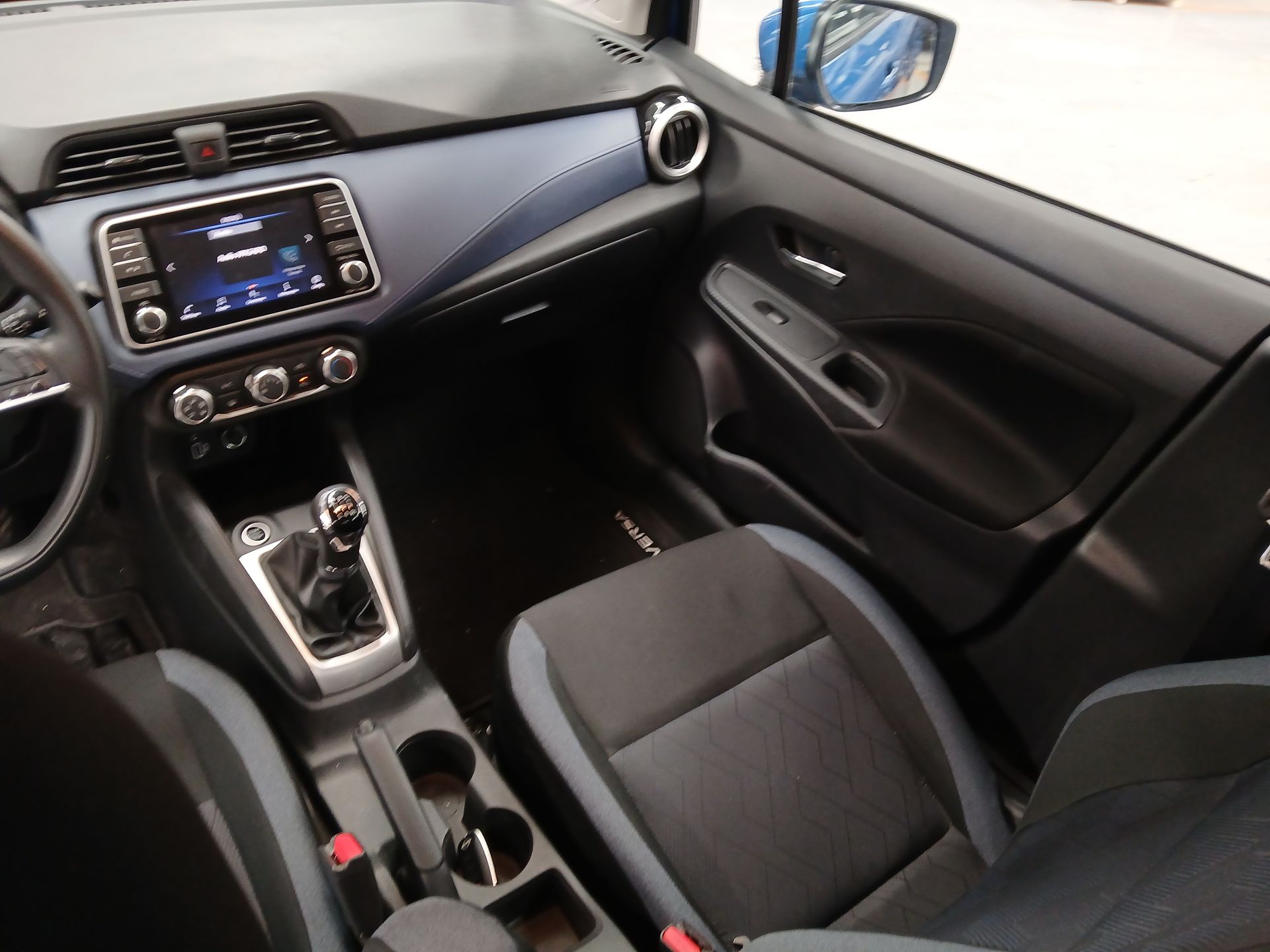 2024 Nissan VERSA VERSA ADVANCE MT