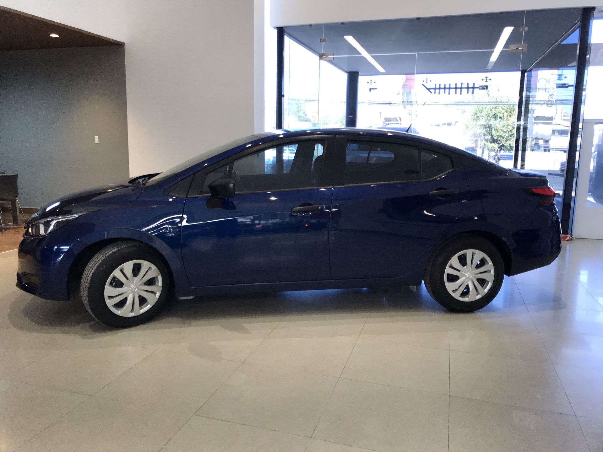 2024 Nissan VERSA SENSE MT 24