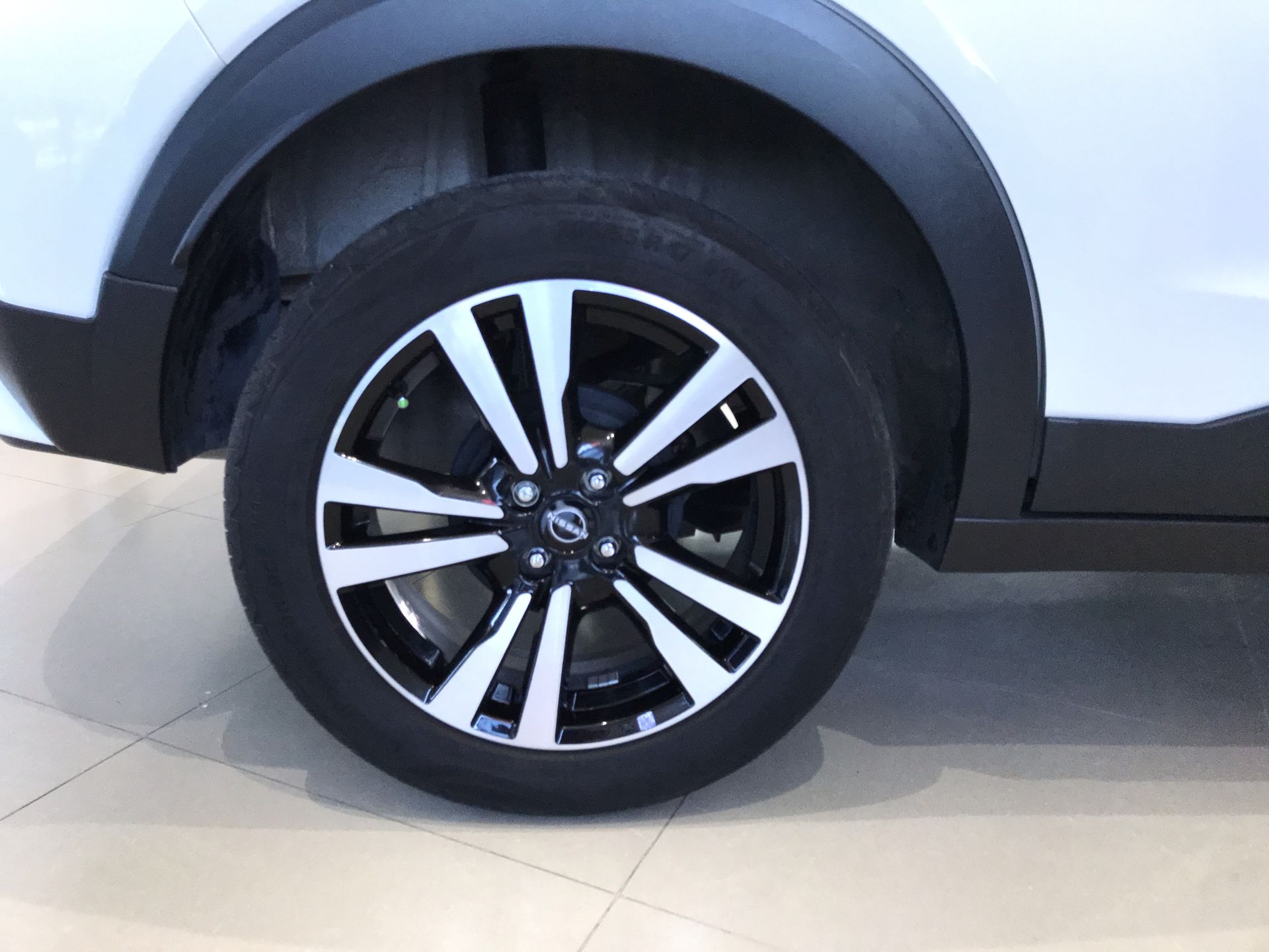 2024 Nissan KICKS PLAY ADVANCE 1.6 LTS CVT 24
