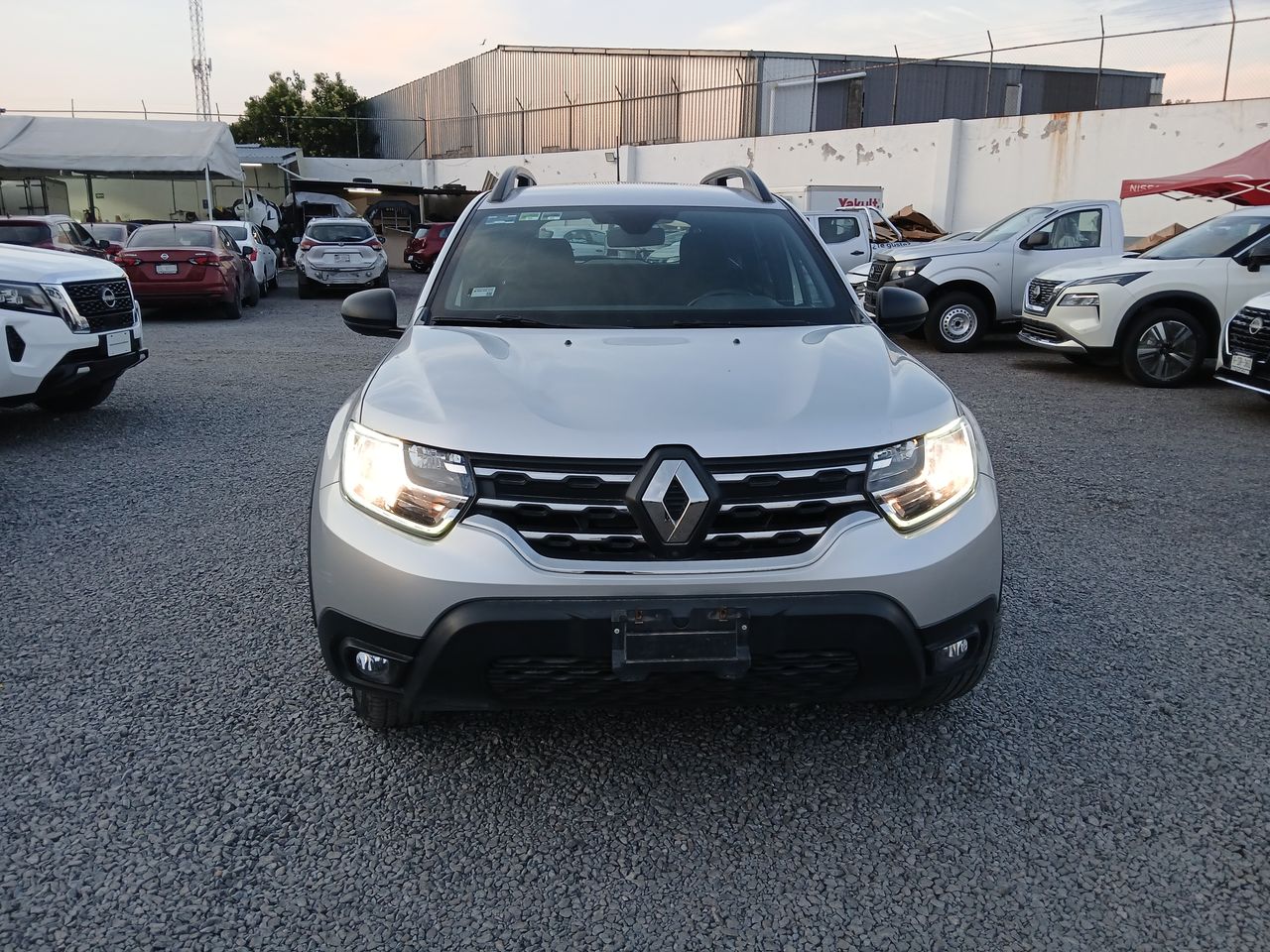 2023 RENAULT DUSTER DUSTER ICONIC CVT