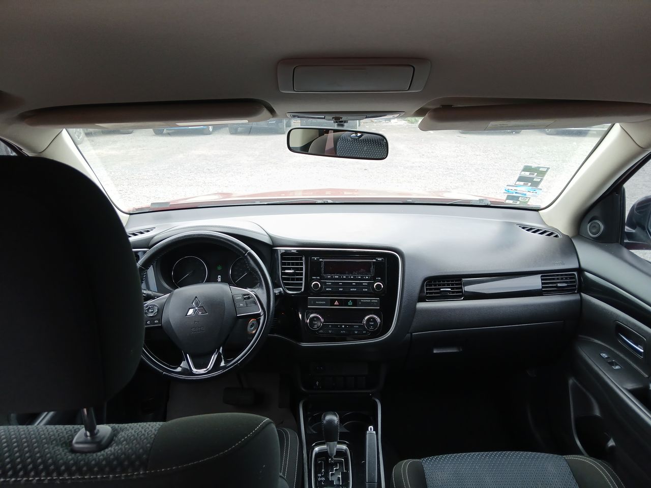 2019 Mitsubishi OUTLANDER ES