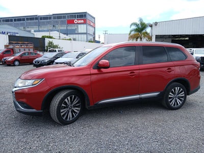 2019 Mitsubishi OUTLANDER ES