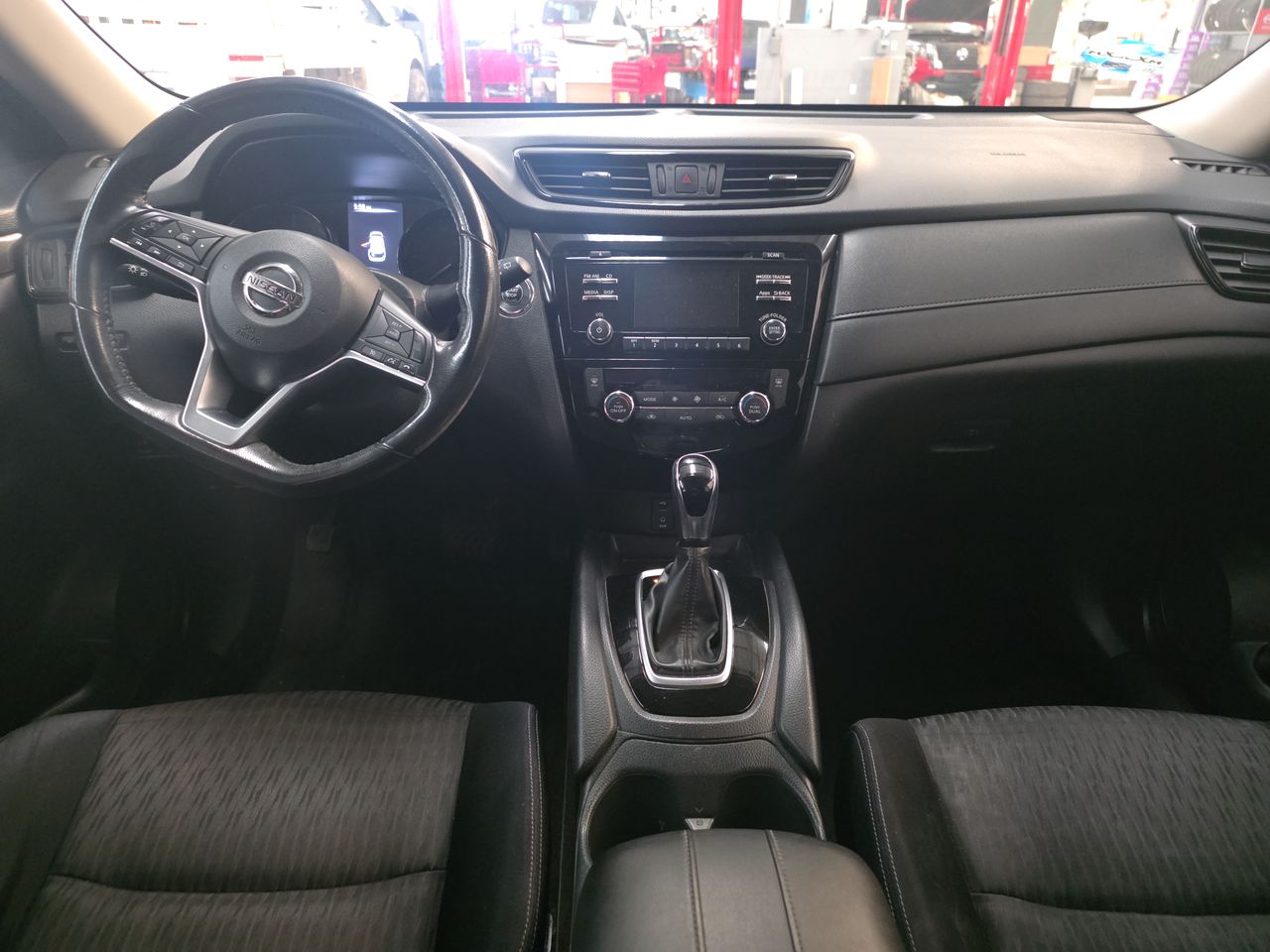 2018 Nissan X-TRAIL ADVANCE 2 ROW