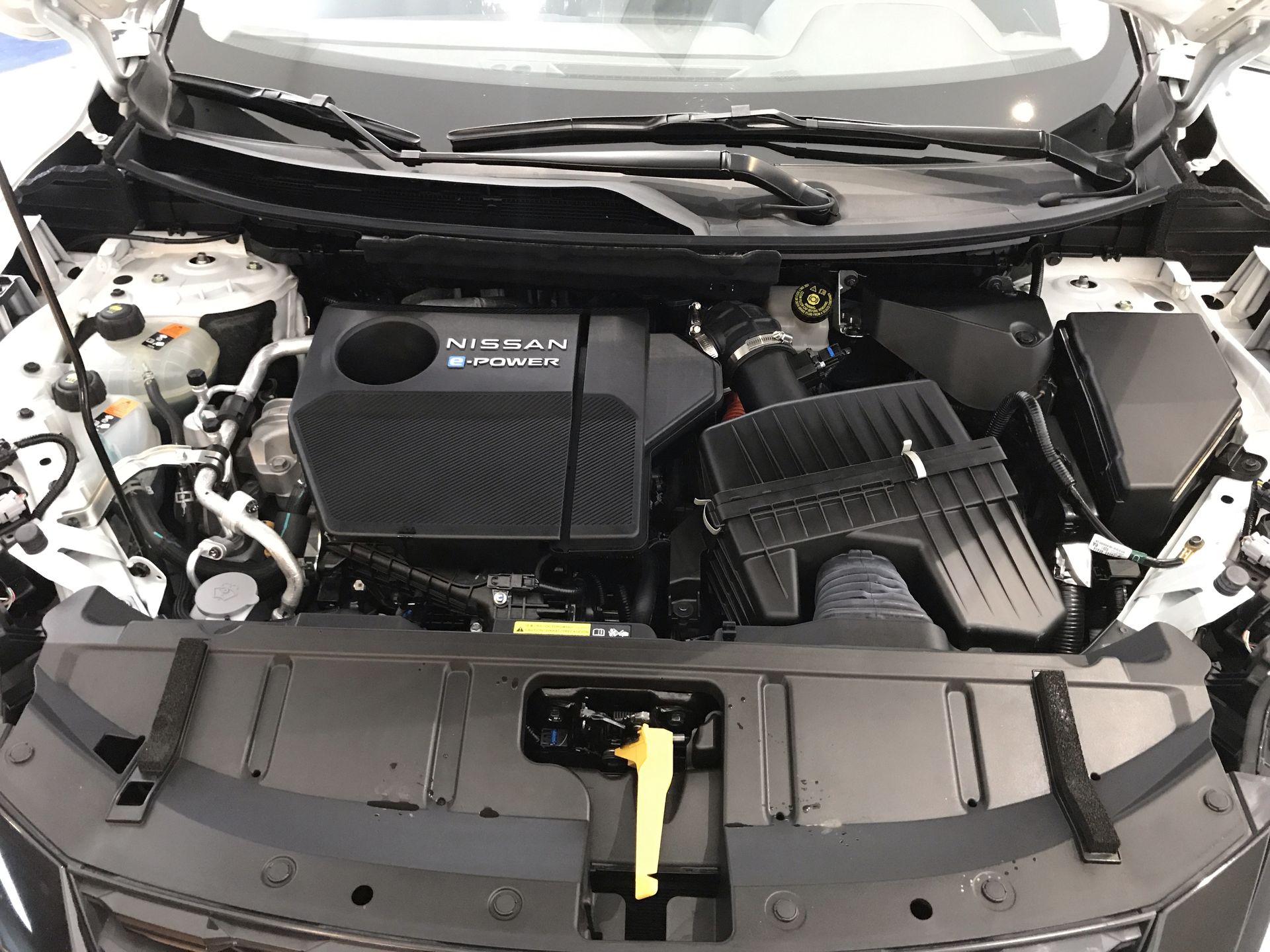 2025 Nissan X-TRAIL EXCLUSIVE E-POWER 2 ROW 25