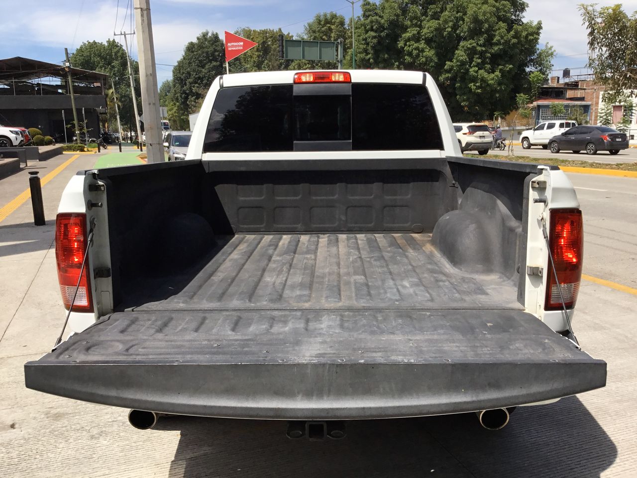 2023 RAM RAM 1500 HEMI SPORT CREW CAB 4X4 V8 8AT